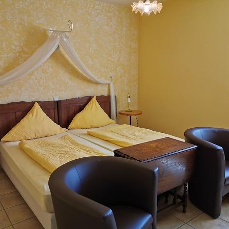 Weingut Amlinger&Sohn Appartement Neef Buitenkant foto
