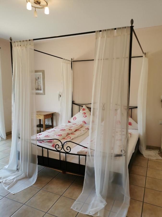 Weingut Amlinger&Sohn Appartement Neef Buitenkant foto